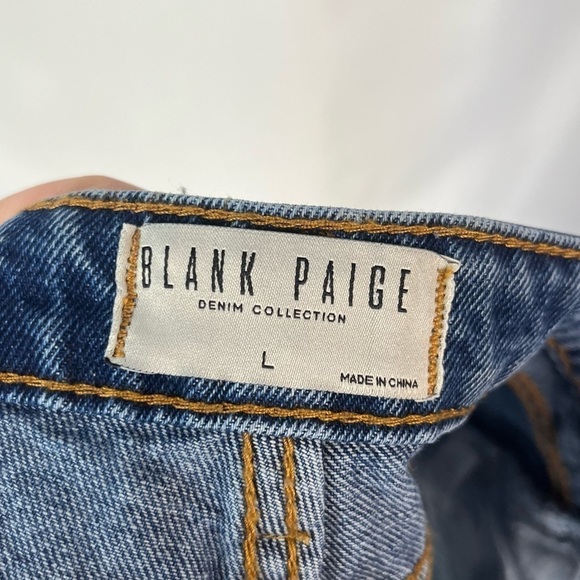 Blank Paige Medium Wash Distressed Denim Shorts L - Picture 4 of 5